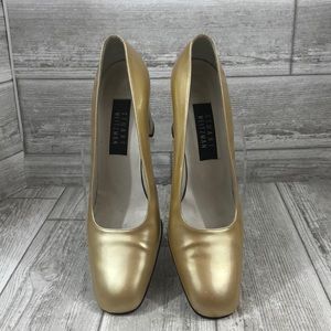 Stuart Weitzman gold pattern leather 8.5 AA